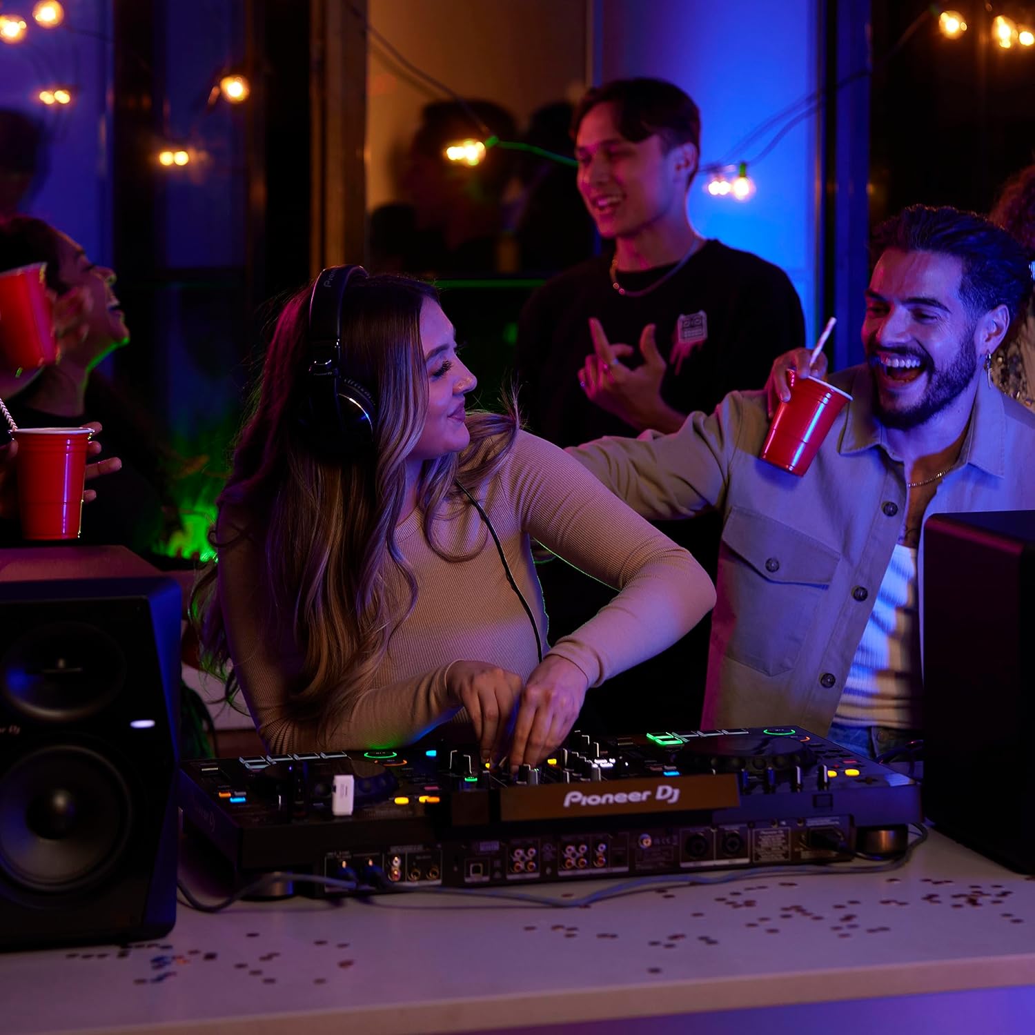 Pioneer XDJ-RX3 2-channel performance all-in-one DJ system - Black - Image 4