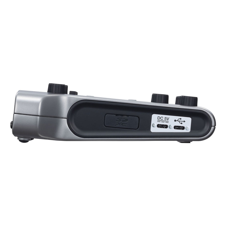 Zoom PodTrak P4 4-Input Podcast Recorder - Image 4