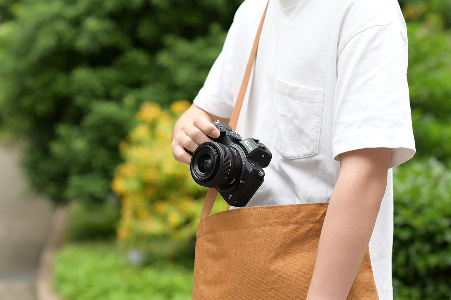 Nikon NIKKOR Z 24-50mm f/4-6.3 Compact Standard Zoom Lens for Nikon Z Mirrorless Cameras - Image 4